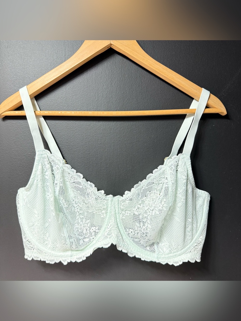 Natori style 724314 is the Heavenly Convertible Balconette Underwire Bra